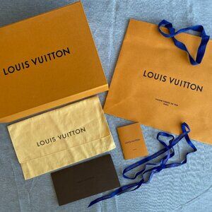 LOUIS VUITTON | Large Magnetic Opening Box Gift Packaging set